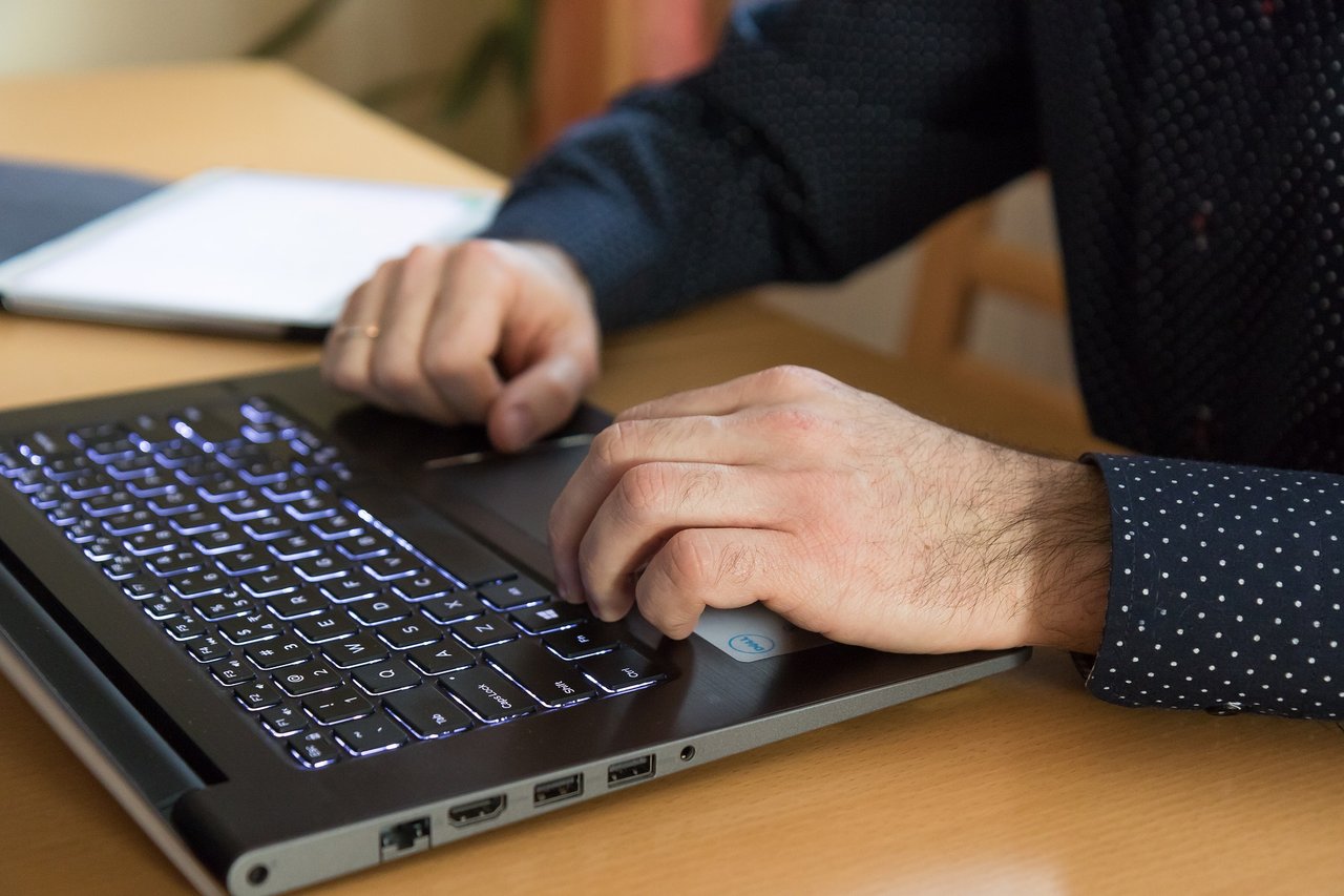 Comment faire des réponses courtes et efficaces à vos avis clients ?